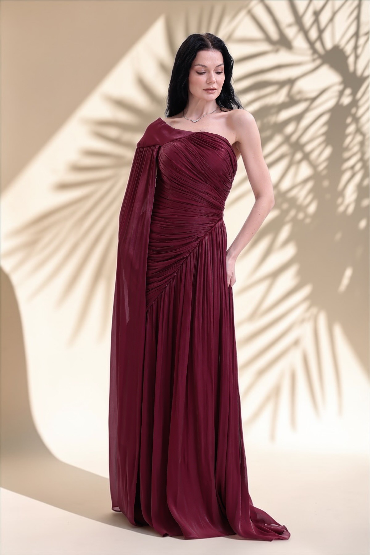 BDM Exclusive Parlak Şifon Drape Kollu Tek Omuz Premium Abiye Elbise