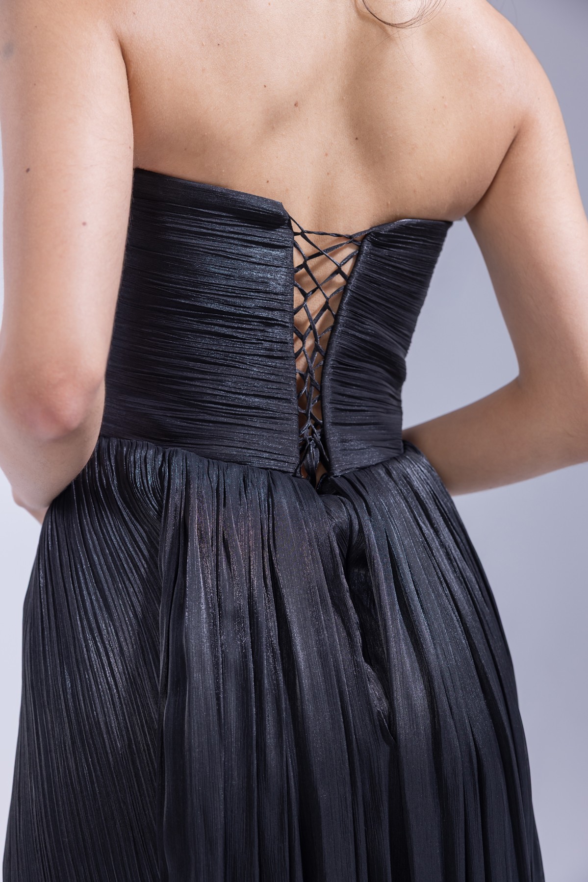 BDM Exclusive Piliseli Straplez Yırtmaçlı Premium Abiye Elbise