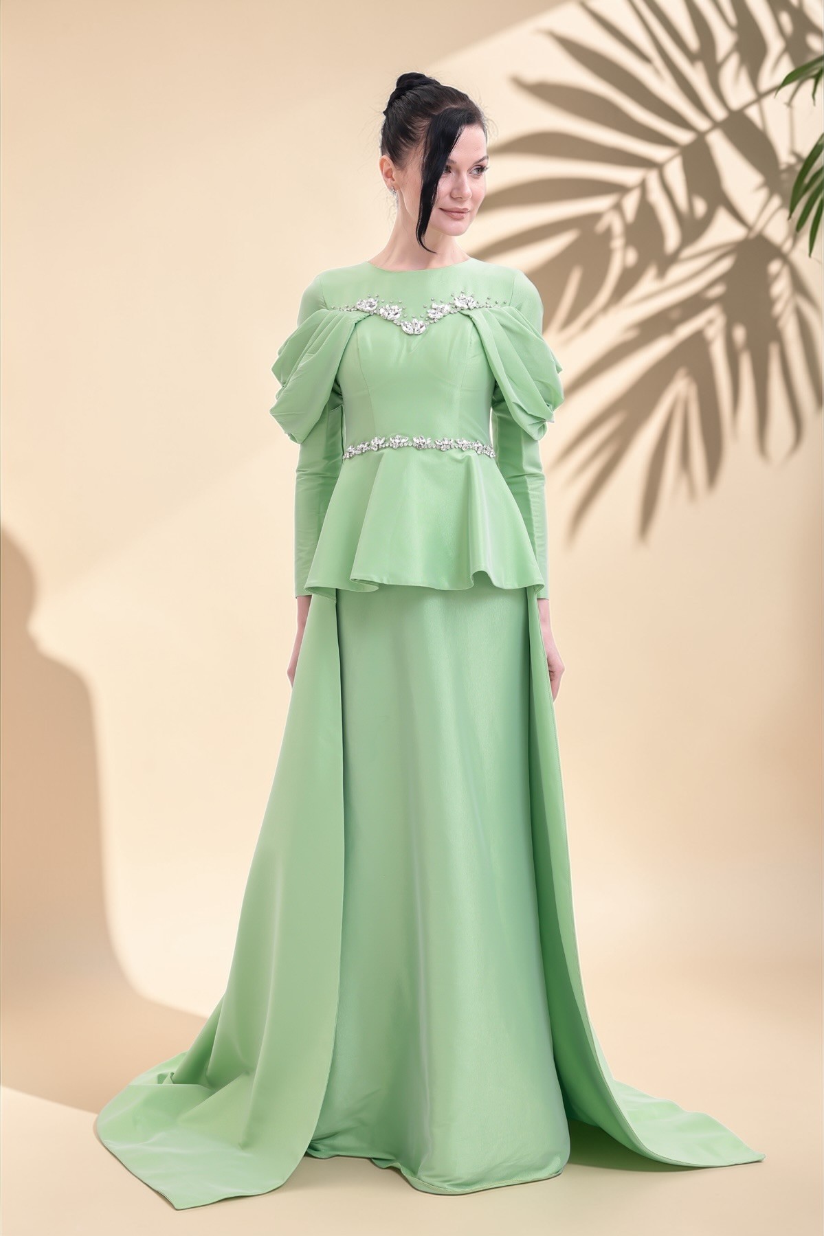 BDM Exclusive Tafta Taş İşlemeli Drape Kollu Peplum Premium Abiye Elbise