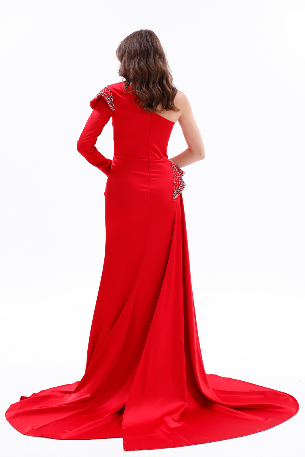 BDM Exclusive Tek Omuz Taş İşlemeli Choker Detaylı Yırtmaçlı Uzun Saten Abiye Elbise