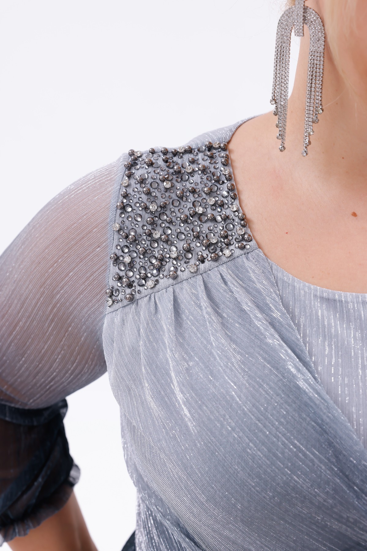 BDM Exclusive Simli Şifon Drapeli Taş Detaylı Büyük Beden Abiye Elbise BDM Exclusive Simli Şifon Drapeli Taş Detaylı Büyük Beden Abiye Elbise