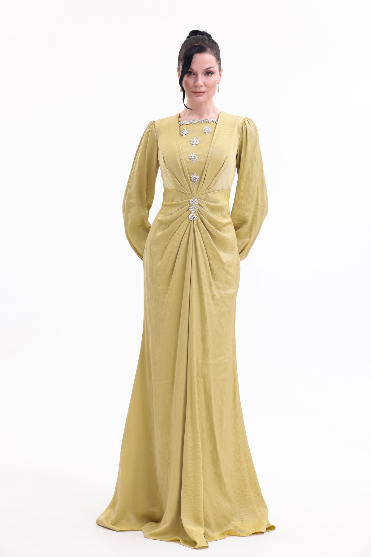BDM Exclusive Taş Detaylı Drape Gövdeli Uzun Kollu Premium Abiye Elbise