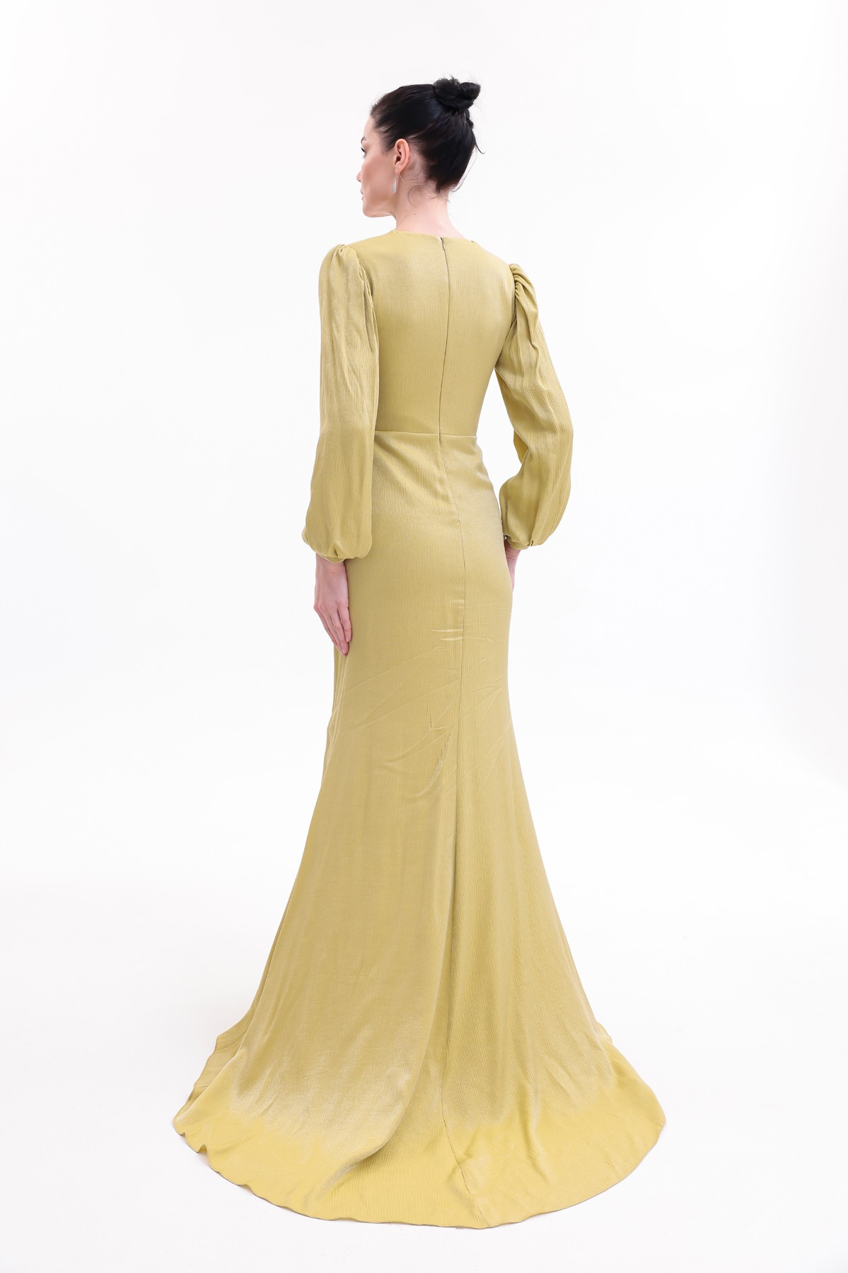BDM Exclusive Taş Detaylı Drape Gövdeli Uzun Kollu Premium Abiye Elbise