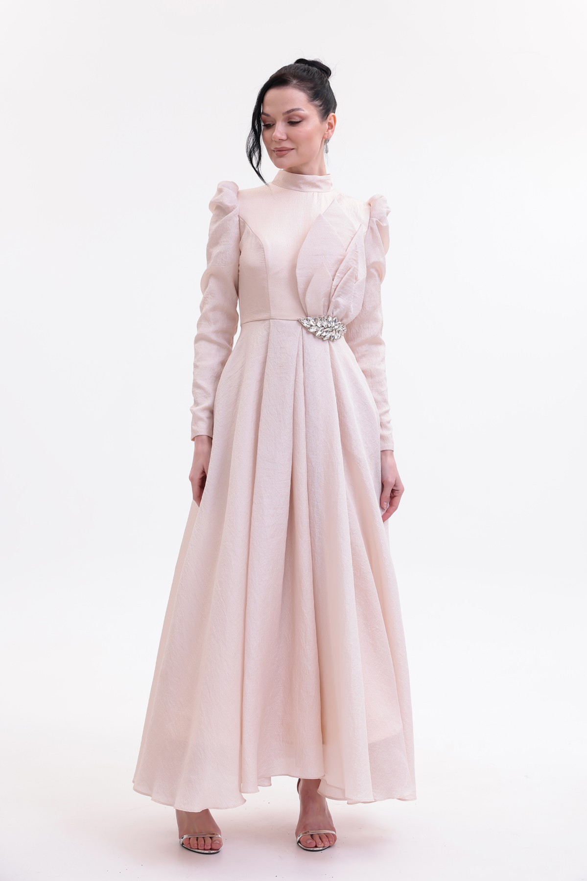 BDM Exclusive Şifon Çiçek Detaylı Taş Kemerli Uzun Kollu Abiye Elbise