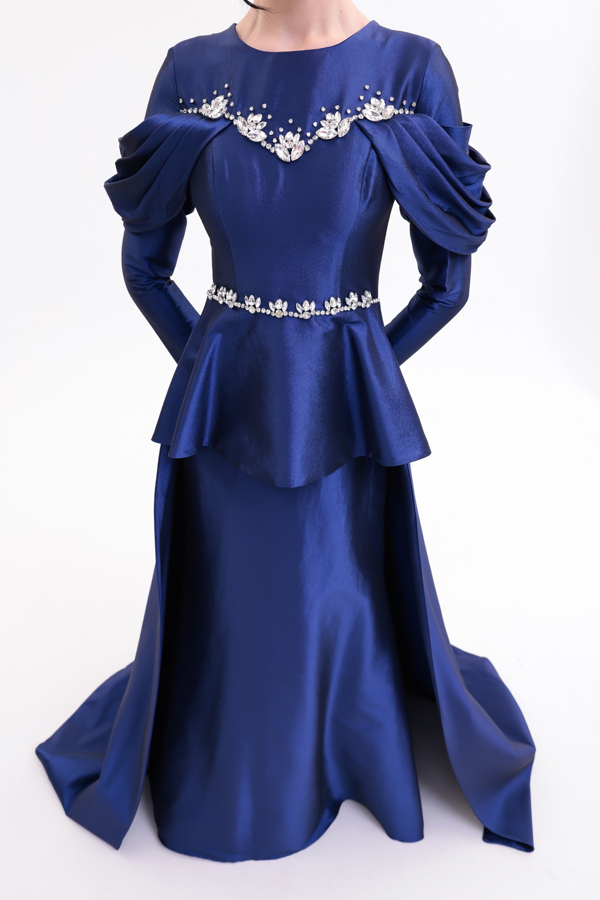 BDM Exclusive Tafta Taş İşlemeli Drape Kollu Peplum Premium Abiye Elbise