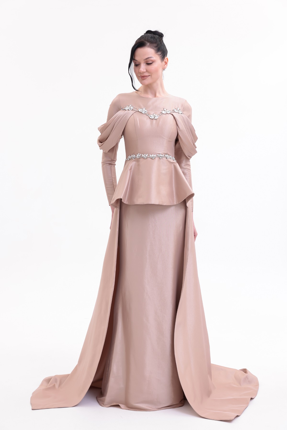BDM Exclusive Tafta Taş İşlemeli Drape Kollu Peplum Premium Abiye Elbise