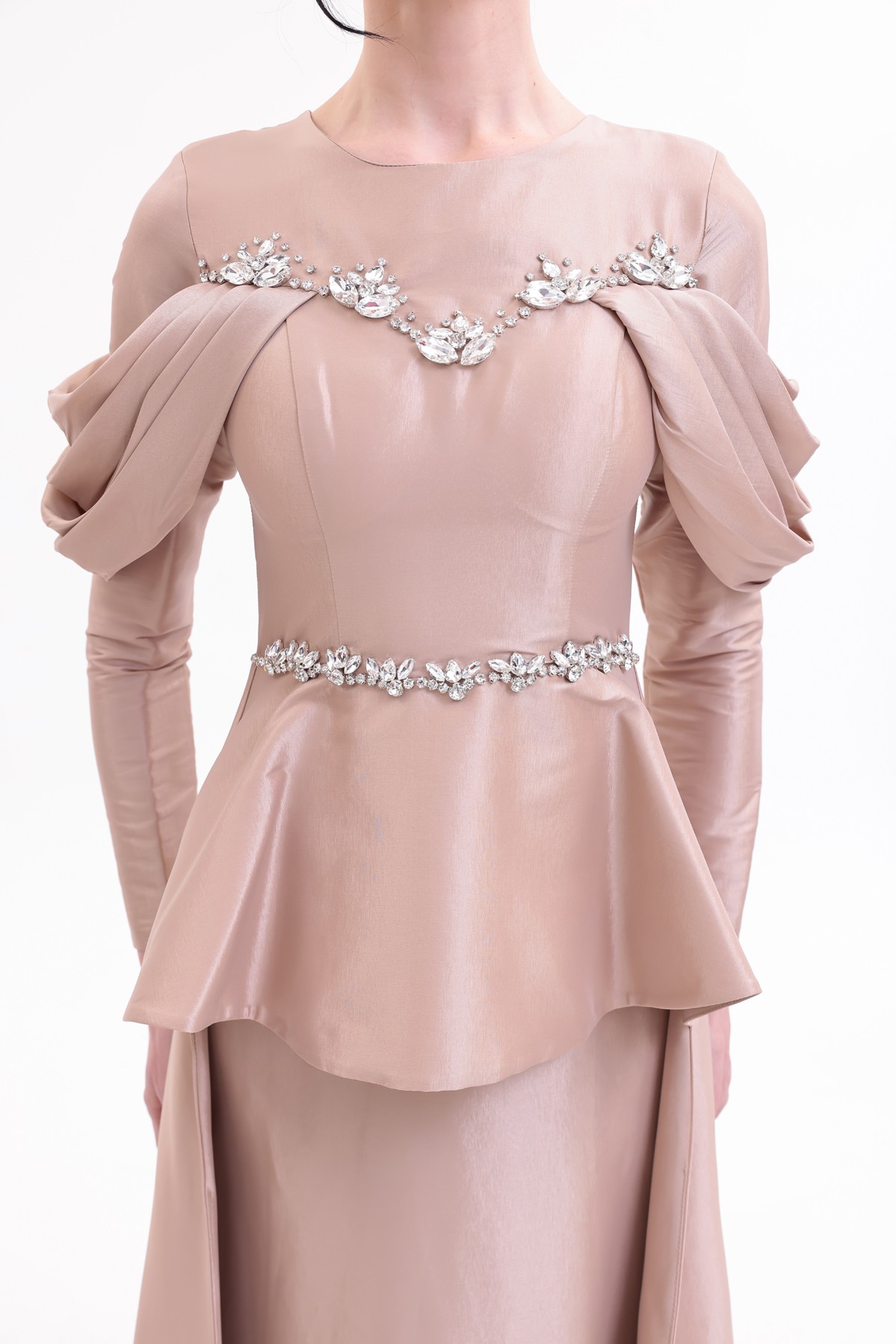 BDM Exclusive Tafta Taş İşlemeli Drape Kollu Peplum Premium Abiye Elbise