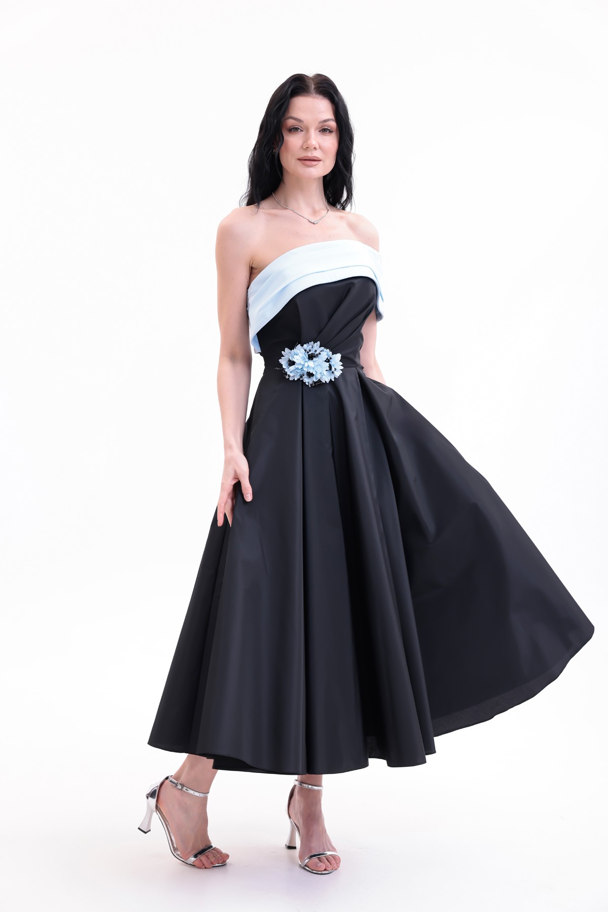 BDM Exclusive Tafta Çiçek Detaylı Off-Shoulder Premium Abiye Elbise