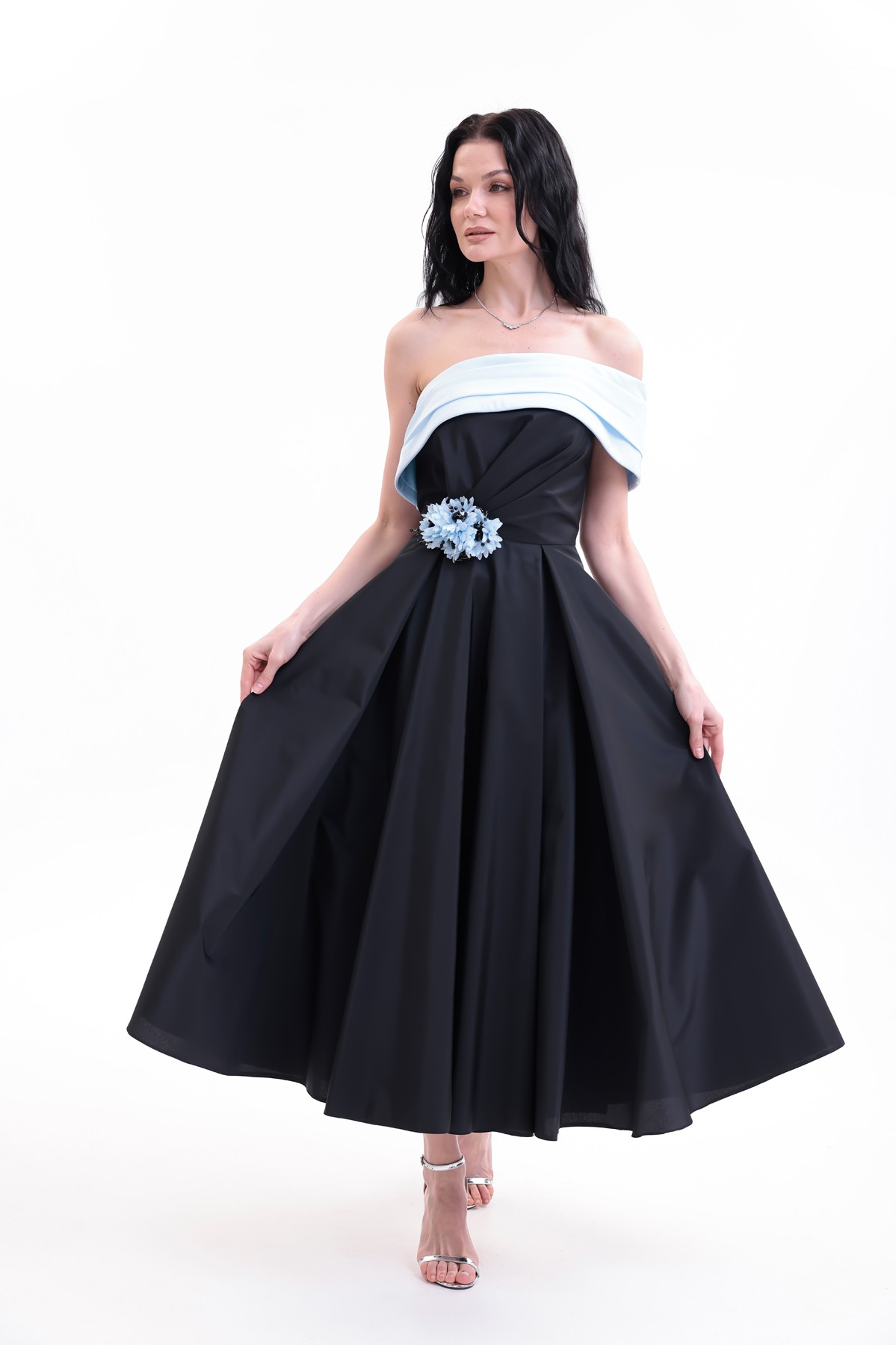 BDM Exclusive Tafta Çiçek Detaylı Off-Shoulder Premium Abiye Elbise