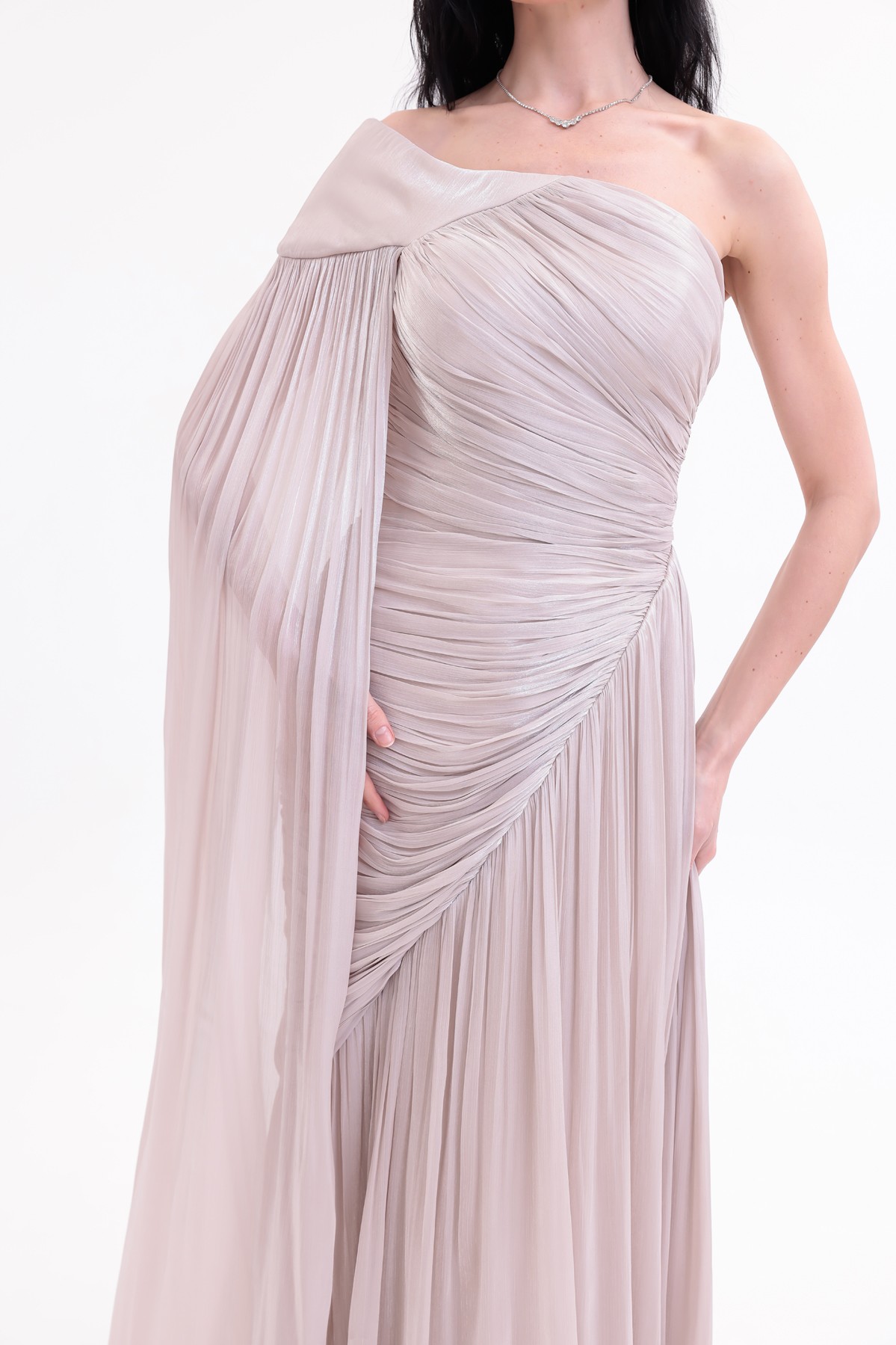 BDM Exclusive Parlak Şifon Drape Kollu Tek Omuz Premium Abiye Elbise