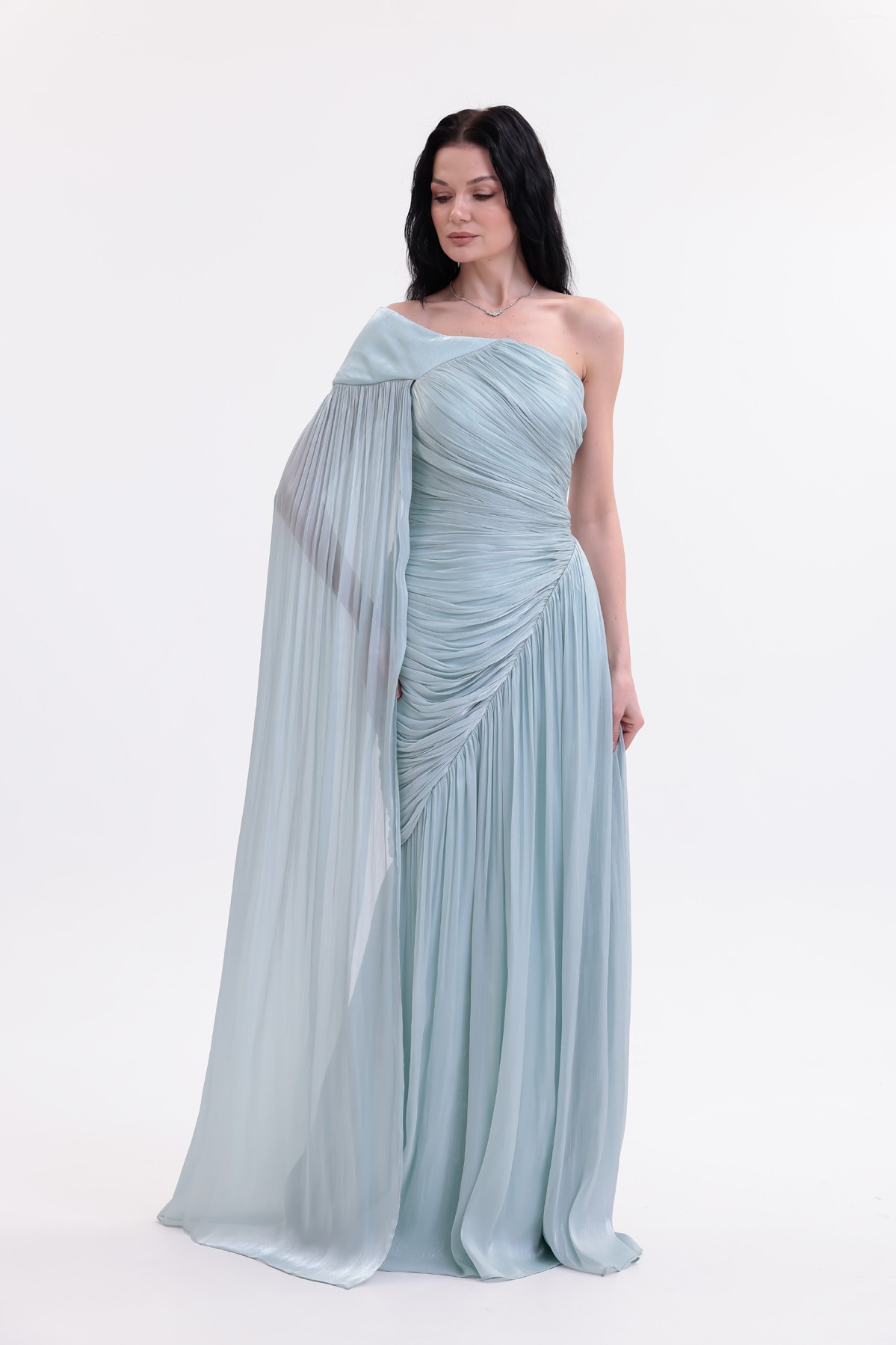 BDM Exclusive Parlak Şifon Drape Kollu Tek Omuz Premium Abiye Elbise