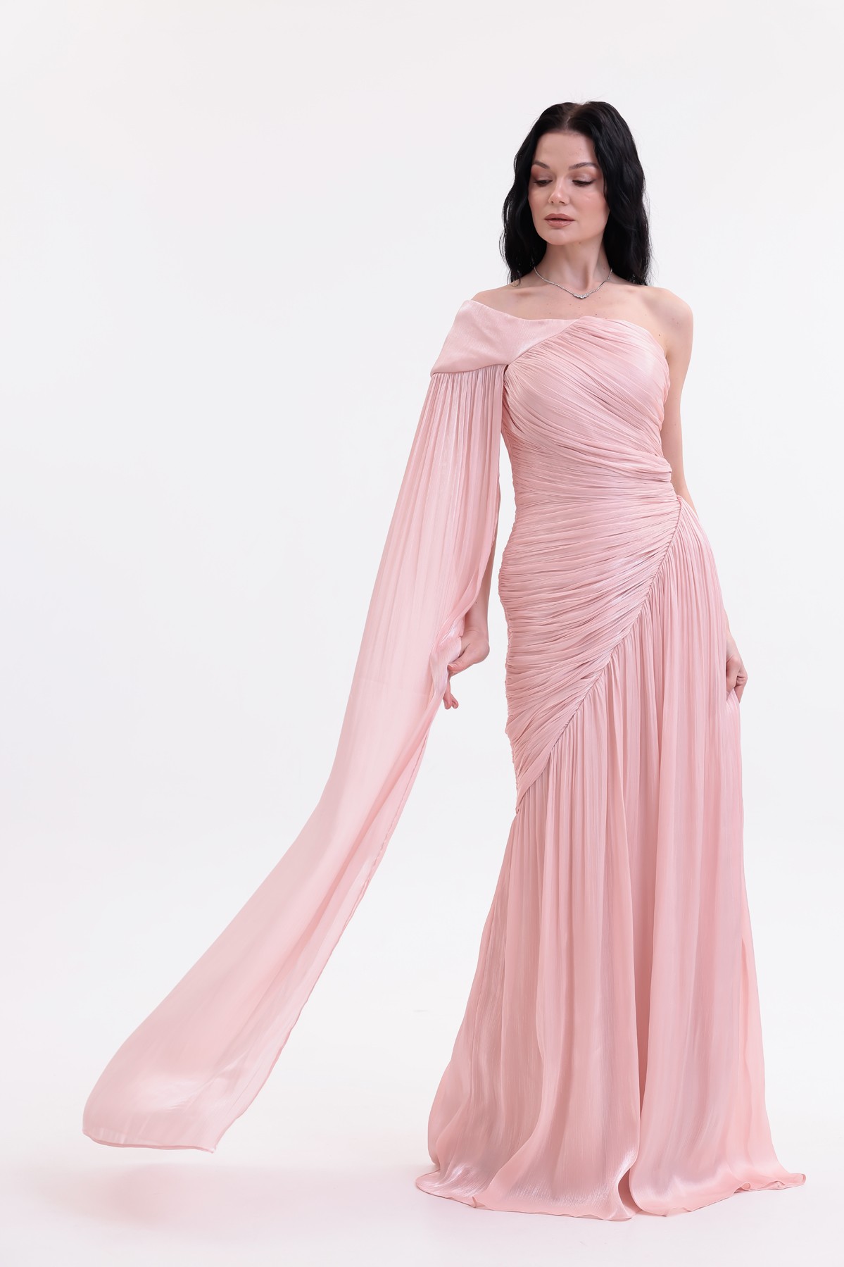 BDM Exclusive Parlak Şifon Drape Kollu Tek Omuz Premium Abiye Elbise