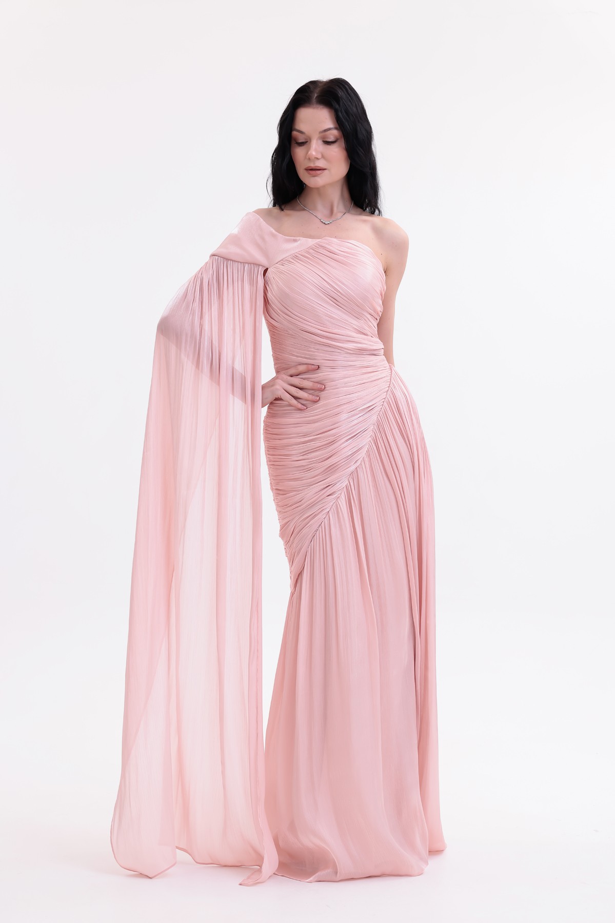 BDM Exclusive Parlak Şifon Drape Kollu Tek Omuz Premium Abiye Elbise