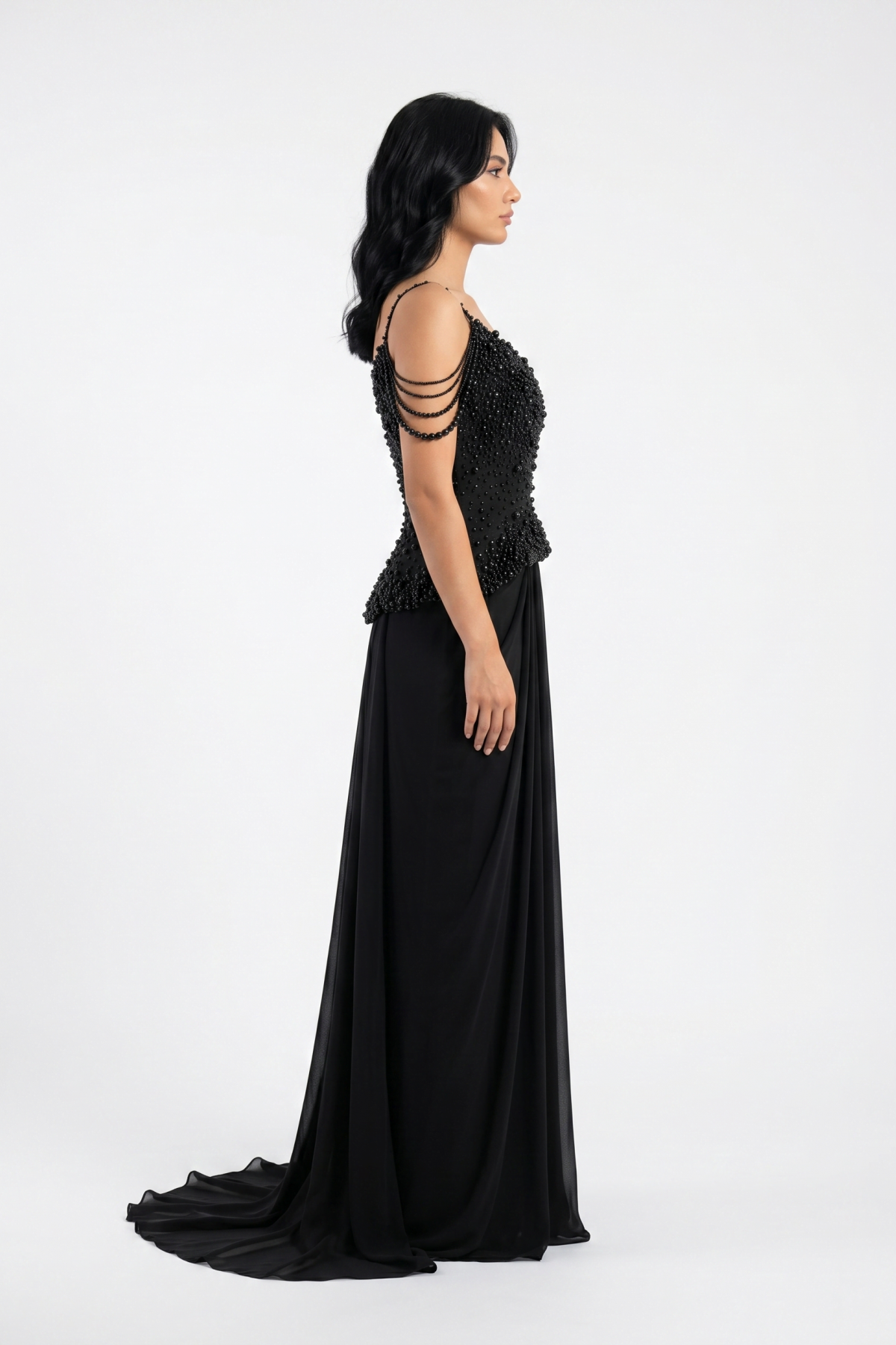 BDM Exclusive V Yaka Peplum El İşlemeli Taş Ve İnci Detaylı Krep Uzun Abiye Elbise