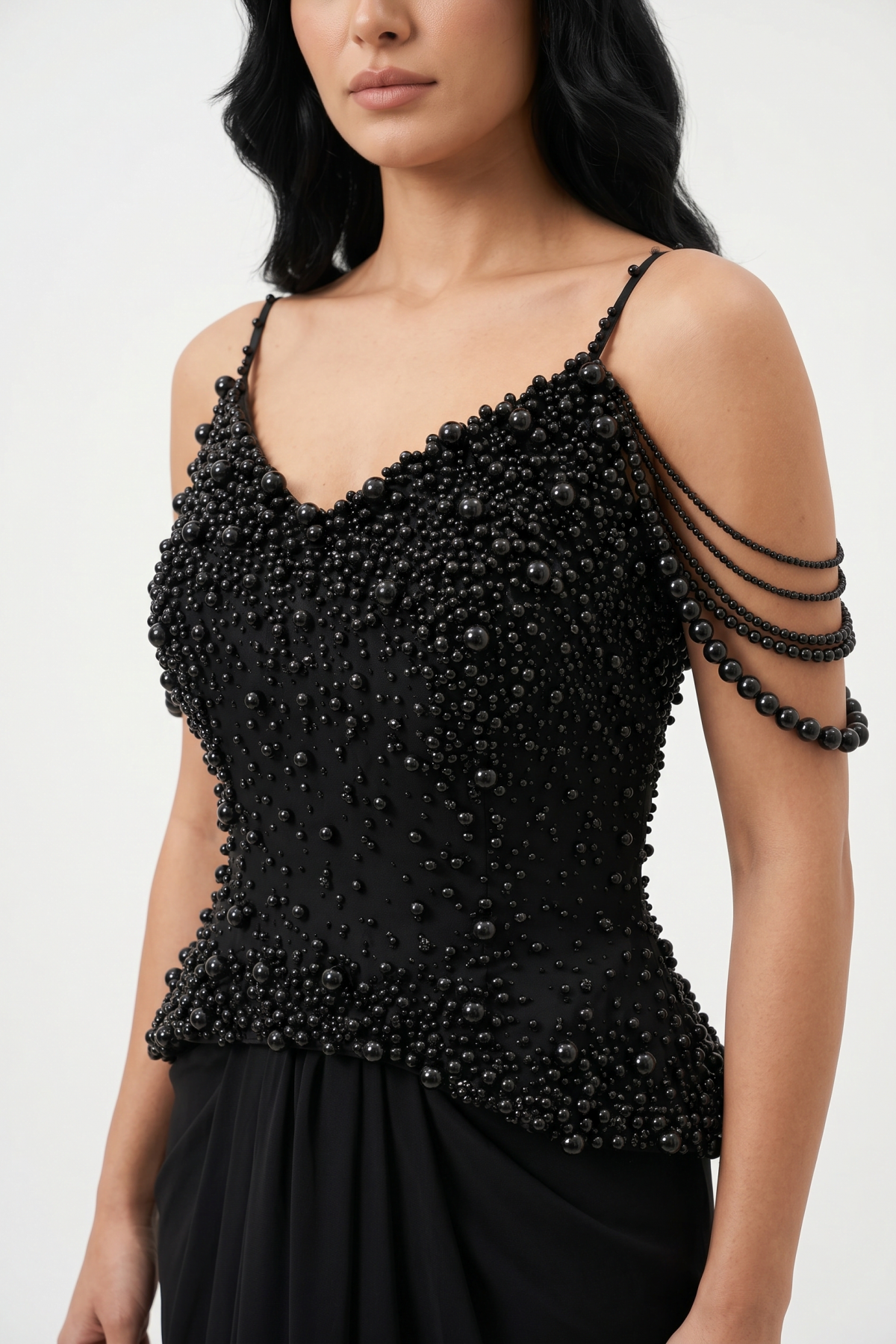 BDM Exclusive V Yaka Peplum El İşlemeli Taş Ve İnci Detaylı Krep Uzun Abiye Elbise